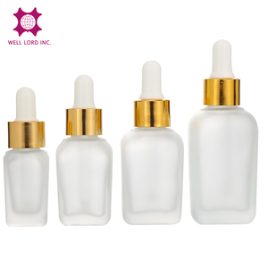 Botella de Vidrio Cilíndrica Vacía de 15ml/30ml/50ml para Cosméticos con Gotero de Silicona y Estampado en Caliente - Product Image 4