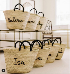 Panier marocain en paille personnalisé, moderne et minimaliste - Product Image 1
