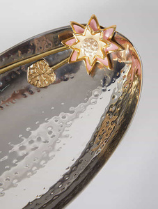 Plateau de service décoratif en métal argenté écologique avec poignées dorées pour le petit-déjeuner et le plateau de fruits de la décoration intérieure - Product Image 4