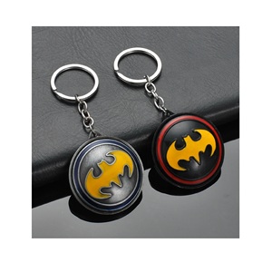 Superhero metal texture porte-clé personnalisé - Product Image 3