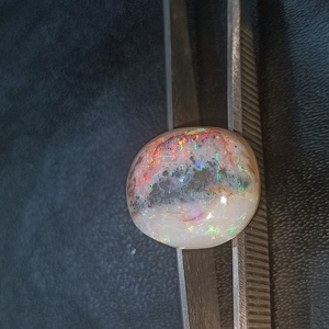 Cabochon de forme ovale uni de pierres précieuses en vrac d'opale solide australienne qualité incroyable pour la fabrication de bijoux - Product Image 1