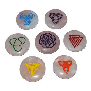 Cristaux de pierre naturelle personnaliser sept chakra nouveau chakra reiki guérison graver sept chakra cristaux ronds sertis avec boîte en bois - Product Image 6