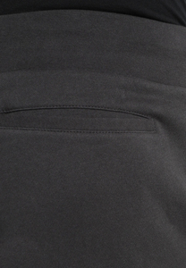 Camiseta al por mayor con logo impreso, pantalones deportivos ajustados con parches, 100% poliéster. - Product Image 6