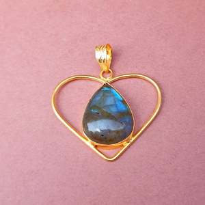 Ensemble de lunette de pierres précieuses de forme ovale en quartz grenat de créateur Pendentif en argent sterling 925 Bijoux faits à la main pour la fabrication de bijoux Cadeau - Product Image 3