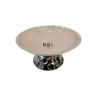 Tazón de servidor de frutas redondeado de diseño elegante para accesorios de decoración de mesa, Frutero de Metal para decoración de vajilla de boda - Product Image 1