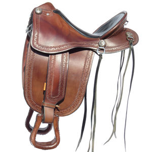 Selle de cheval de course à barils en cuir véritable personnalisée de style occidental, vente en gros de selles de randonnée, selles d'équitation, bois gravé à la main - Product Image 1