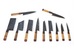 Sashimi trancheur de poisson manche en bois, outil forgé à la main, manche en bois d'ébène de rose, haute teneur en carbone - Product Image 5