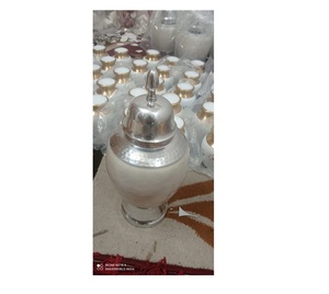 Urna Funeraria de Latón Estilo Americano Brassworld India, Artículos Funerarios Premium - Product Image 1