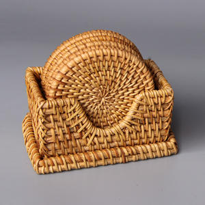 Vente de gros Dessous de verre en rotin fait à la main avec support Dessous de verre en rotin Set Vintage Rustique pour vaisselle - Product Image 2