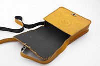 Nouveauté : Sac bandoulière élégant en cuir véritable, pliable, imperméable, antivol, avec motif gaufré et perles, pour femmes et jeunes filles