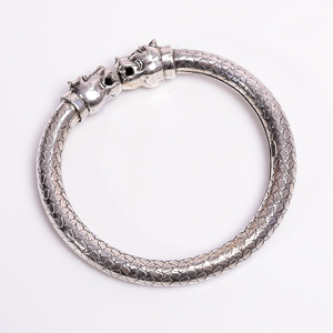 Clásico delicado hecho a mano Vintage plata 925 esterlina ajustable étnico hombres moda brazalete negro oxidado León gancho Animal - Product Image 1