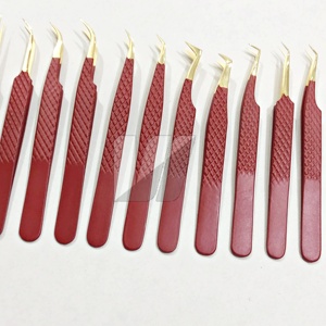 Pinzas de extensión de pestañas de acero inoxidable sostenibles japonesas con logotipo personalizado, Punta puntiaguda de alta calidad, diseño único dorado granate - Product Image 4