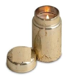 Tarro de vela único hecho a mano de color dorado en cobre con diseño de mármol perfecto para decoración elegante del hogar y eventos especiales - Product Image 1