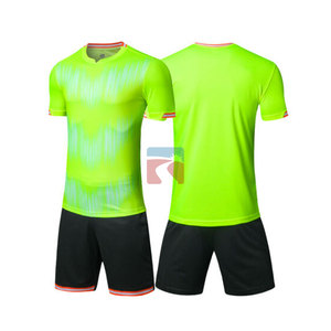 เสื้อกีฬาแขนยาวสีขาวแบบยูนิเซ็กซ์ พร้อมกางเกงขาสั้นสีดำ ระบายอากาศได้ดี แห้งเร็ว ผลิตจากโพลีเอสเตอร์ เหมาะสำหรับวิ่งในฤดูร้อน คอกลม ทรงปกติ - Product Image 5