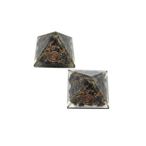 Pyramide d'orgone bleue Aventurine, 1 pièce, pour la guérison et le rayonnement EMF - Product Image 1