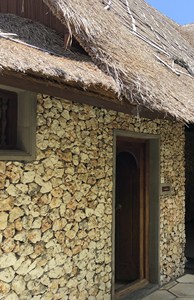 Bali Bukit Natural Scoria Boulder Limestone Accents Border Exterior Tiles Wear-Resistant Non-Slip Tropical Design - Product Image 1
