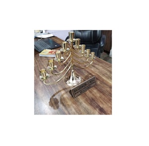 Candelabro de latón de 9 brazos para iglesia, suministros de Iglesia, Brassworld, India - Product Image 1