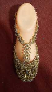 <b>Ladies</b> Khussa <b>Shoe</b> Pairs With Payals Lightweight Leather Insole Genuine Leather & EVA Plush Insole for Spring & Autumn Seasons - Product Image 2