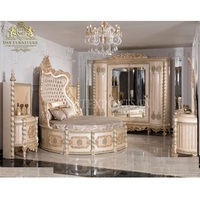 Ensemble de chambre à coucher et lit rond Queen Size Royal Carving, en teck fantaisie, meubles de chambre modernes et luxueux à prix raisonnables