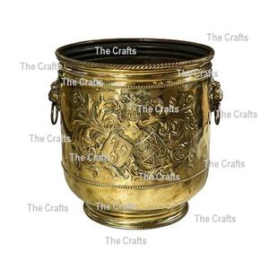 Jardinières en fer personnalisées de haute qualité Pot de couleur blanche avec support en fer pour la décoration de jardin différentes tailles et formes - Product Image 3