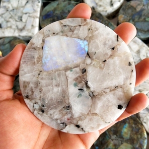 Juego de Posavasos de Labradorita Azul Arcoíris, Posavasos de Piedra Natural |   Juego de Taza y Posavasos de Ágata Natural, Decoración de Mesa de Lujo - Product Image 3