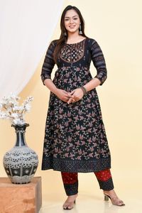 Travail à main ANARKALI KURTI avec pantalon, rayonne lourde, livraison gratuite - Product Image 2
