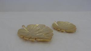 Plat décoratif de luxe moderne de conception nouvelle et haut de gamme en aluminium avec feuille d'or pour la maison, la cuisine, les mariages et les fêtes - Product Image 4