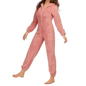 Pijama Enterizo con Capucha de Felpa Suave y Cálida para Mujer 2026, Diseño Personalizado, Transpirable, de Algodón y Forro Polar, para Estar en Casa - Product Image 3