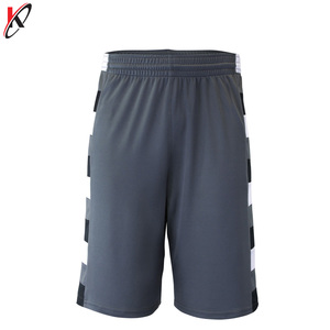 Ensemble d'uniformes de basketball réversibles personnalisés pour hommes 2025 – Maillot sublimé respirant et short grande taille à séchage rapide - Product Image 4