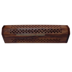 Quemador de incienso de madera, diseño de red tallado a mano para varillas de incienso, con compartimento de almacenamiento - Product Image 1