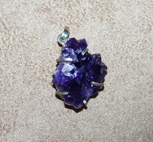 Vente en gros de pendentif en argent sterling massif 925 naturel style ethnique améthyste druzy pierres précieuses réglage de broche breloque de pierre de naissance - Product Image 1