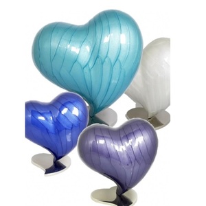 Meilleures ventes de petites urnes funéraires métalliques en forme de cœur de haute qualité pour cendres humaines/fournitures funéraires - Product Image 4