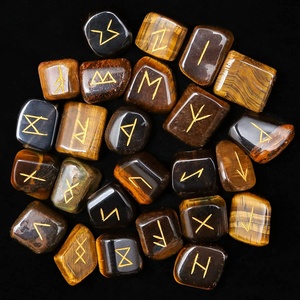 Ensemble de pierres précieuses œil de tigre naturel, Rune sculpté, cadeau porte bonheur, décor Chakra - Product Image 6