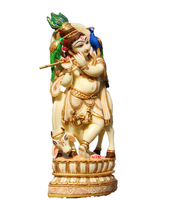 Kerajinan Tangan Nirmala NH04307 Patung Sapi Krishna Berwarna Putih dari Resin Poliester yang Dibuat dengan Tangan, Memainkan Seruling, untuk Dekorasi Rumah, Buatan Rajasthan