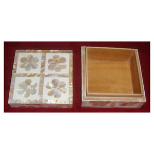 Boîte en os de perles naturelle, boîte à bijoux entièrement polie avec incrustation de serpillière - Product Image 1