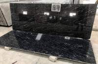 Dalles de granit noir indien Markino polies 180x60cm 18-30mm pour revêtements de sol, comptoirs de cuisine, escaliers – Durabilité 5 ans et plus