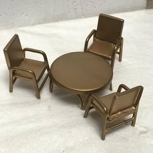 Ensemble de 3 chaises et table miniatures à l'échelle 1:12 pour maison de poupée, miniatures de haute qualité pour votre maison de poupée - Product Image 6