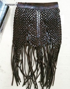 Bolso de Hombro de Cuero Genuino con Flecos y Patrón Geométrico Marroquí BOHO para Mujer, Hecho en Marruecos - Product Image 1