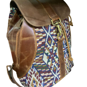 Fabricante de mochilas de cuero de moda en la India Forro de cuero genuino Estilo Vintage para damas y billeteras - Product Image 1