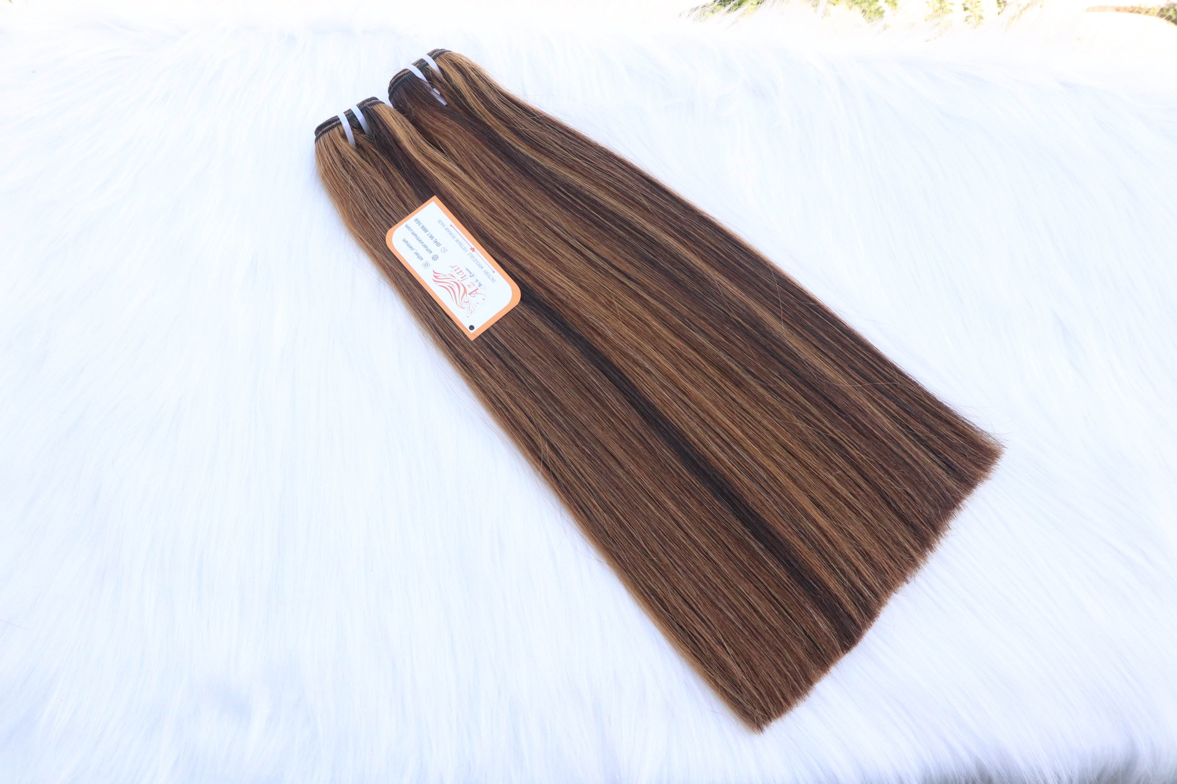 สีน้ำตาล