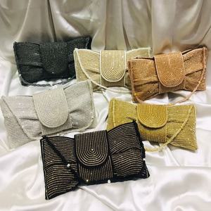 กระเป๋าคลัทช์ผู้หญิงทำมือจากดีไซเนอร์ชาติพันธุ์ - Product Image 1