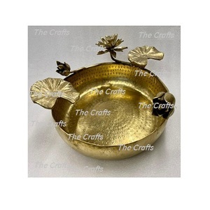 Laiton martelé photophore Urli ensemble de deux tailles différentes fleur décoration Urli pour accessoires de décoration de mariage - Product Image 6