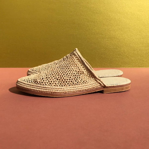 Mules en raphia naturel, créations artisanales - Product Image 1