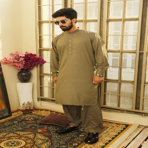 Embroidered <b>Men's</b> <b>Shalwar</b> <b>Kameez</b> Wash and Wear Indian & Pakistani Clothing - Product Image 1