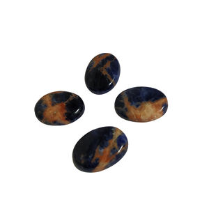 Pierre précieuse de taille ovale en pierre de cabochon de sodalite naturelle - Product Image 1