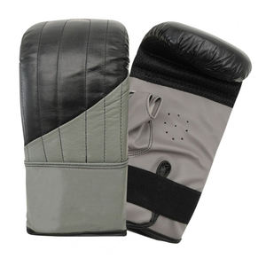 Sac de boxe non rempli, ensemble Muay Thai gants d'entraînement avec gant de poinçonnage - Product Image 1