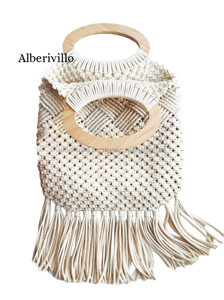 ธรรมชาติหรือย้อม