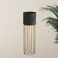 Rak Tanaman Indoor Nexus Planter Besar Warna Hitam Metalik Lapis Bubuk PLS-017 Desain Minimalis Modern Alas Emas Pola Lingkaran