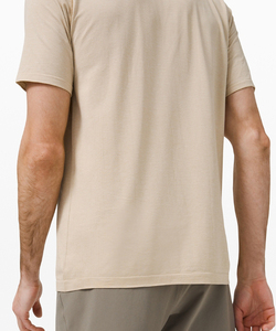 เสื้อยืดแขนสั้นคุณภาพสูงสำหรับฤดูร้อน พิมพ์ลายเสื้อยืดผู้ชาย แฟชั่นลำลอง ดีไซน์ทันสมัย เสื้อยืดแบบสั่งทำ เสื้อผ้า - Product Image 5