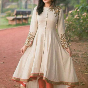 -NEW--DESIGNER AVEC BELLE BRODERIE ANARWALI KURTA AVEC PANTALON ROBE POUR LA Fête-usure-robe pour la Fête/Mariage = 2021. - Product Image 1